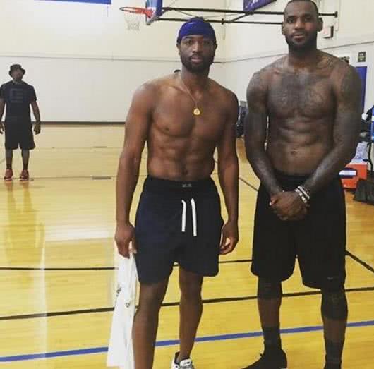 样一家追求 样一家追求