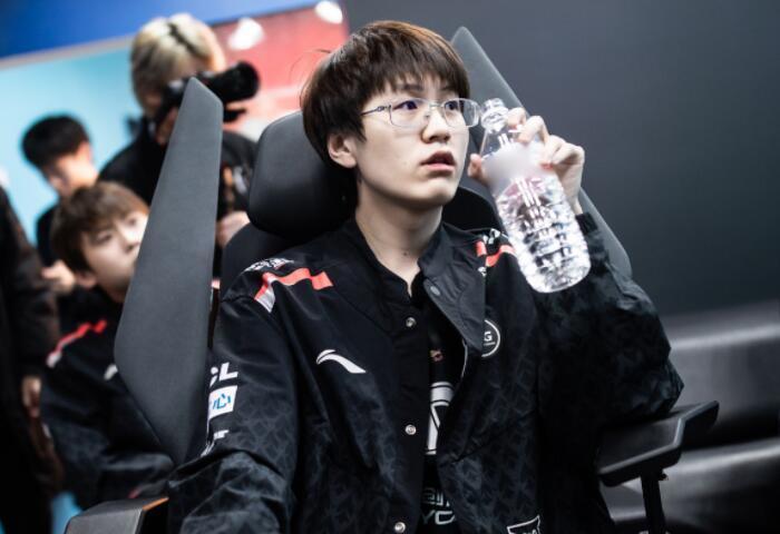 间和技巧还 间和技巧还